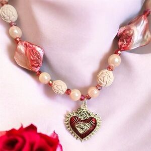 Handmade Elegant Red and Gold Heart Pendant Necklace